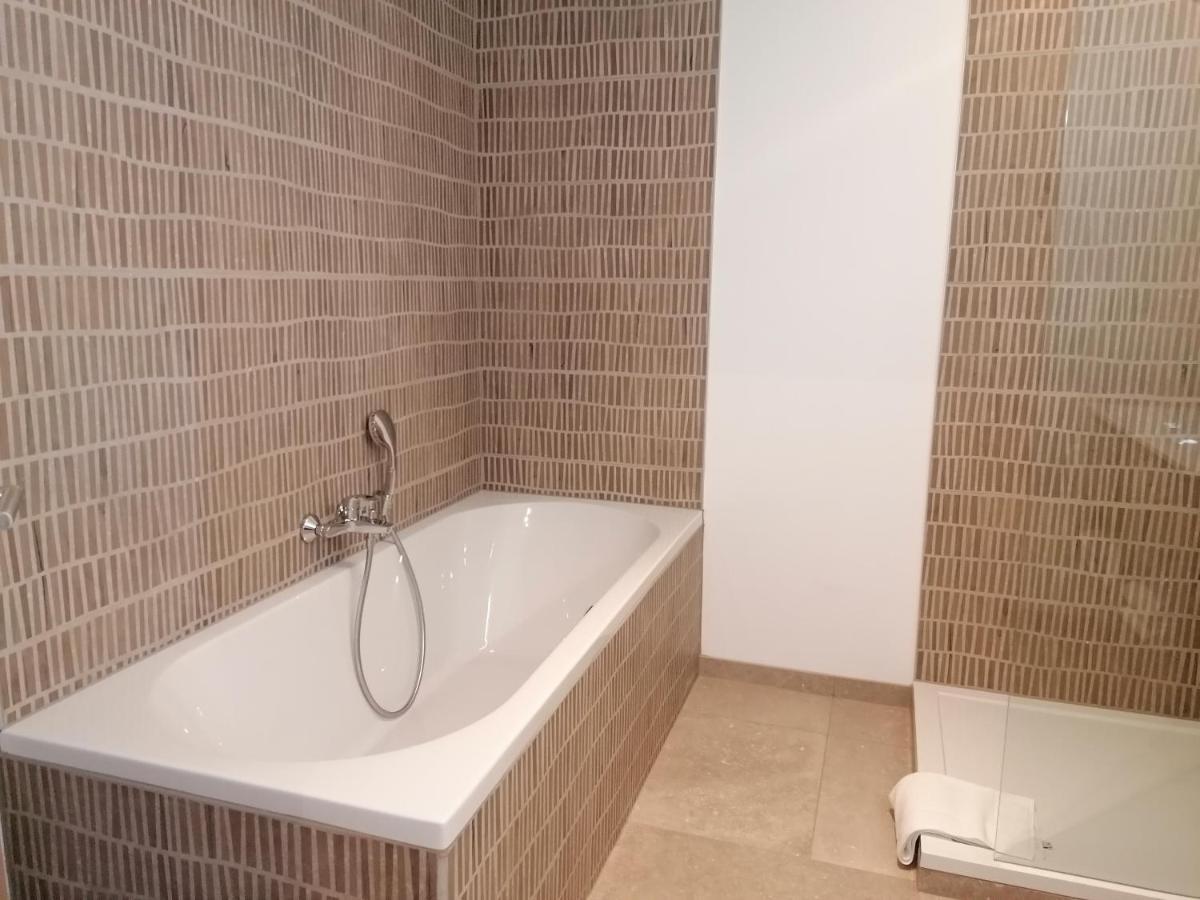 Appart Hotel En Ville Бастонь Экстерьер фото