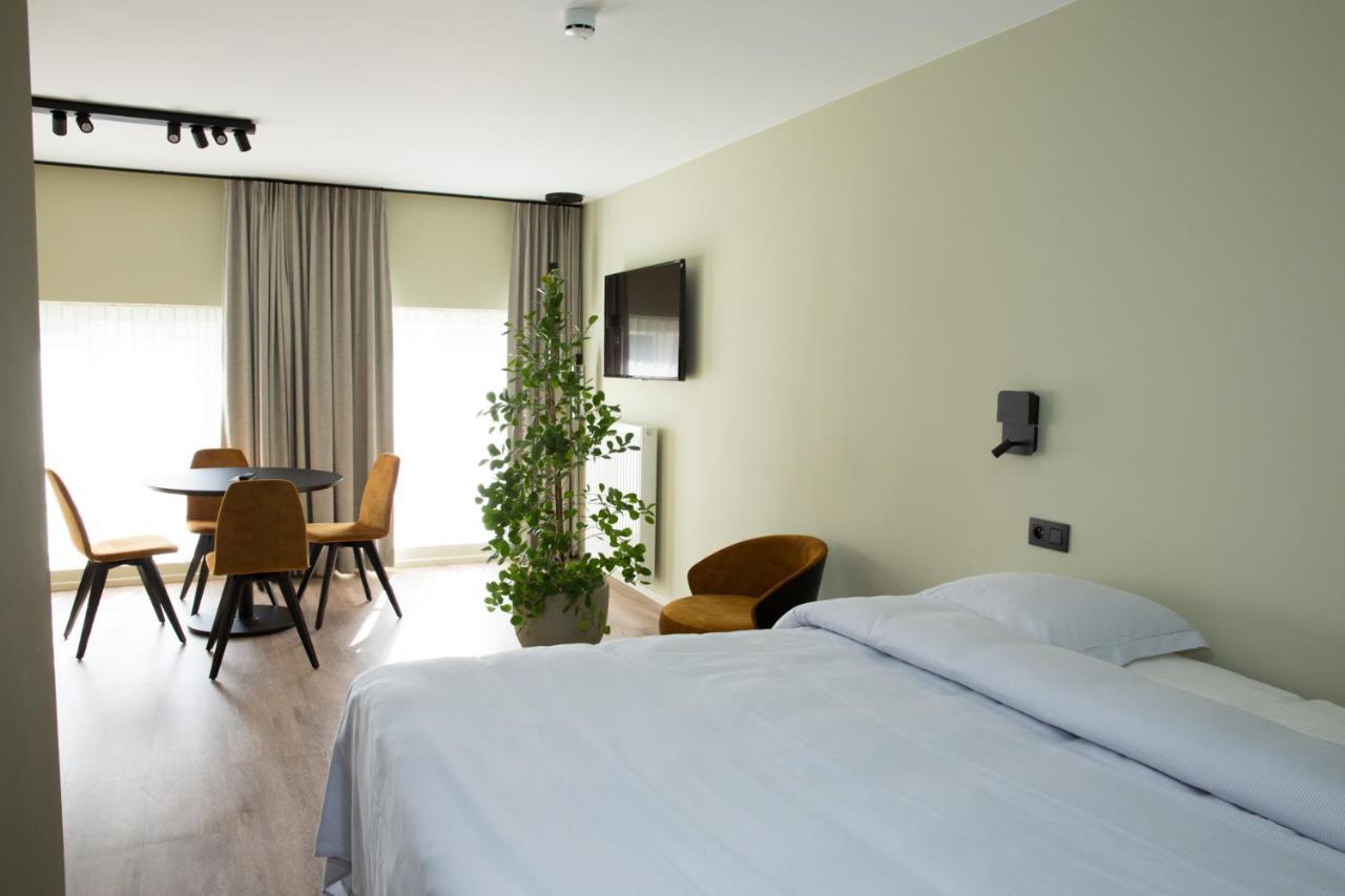 Appart Hotel En Ville Бастонь Экстерьер фото